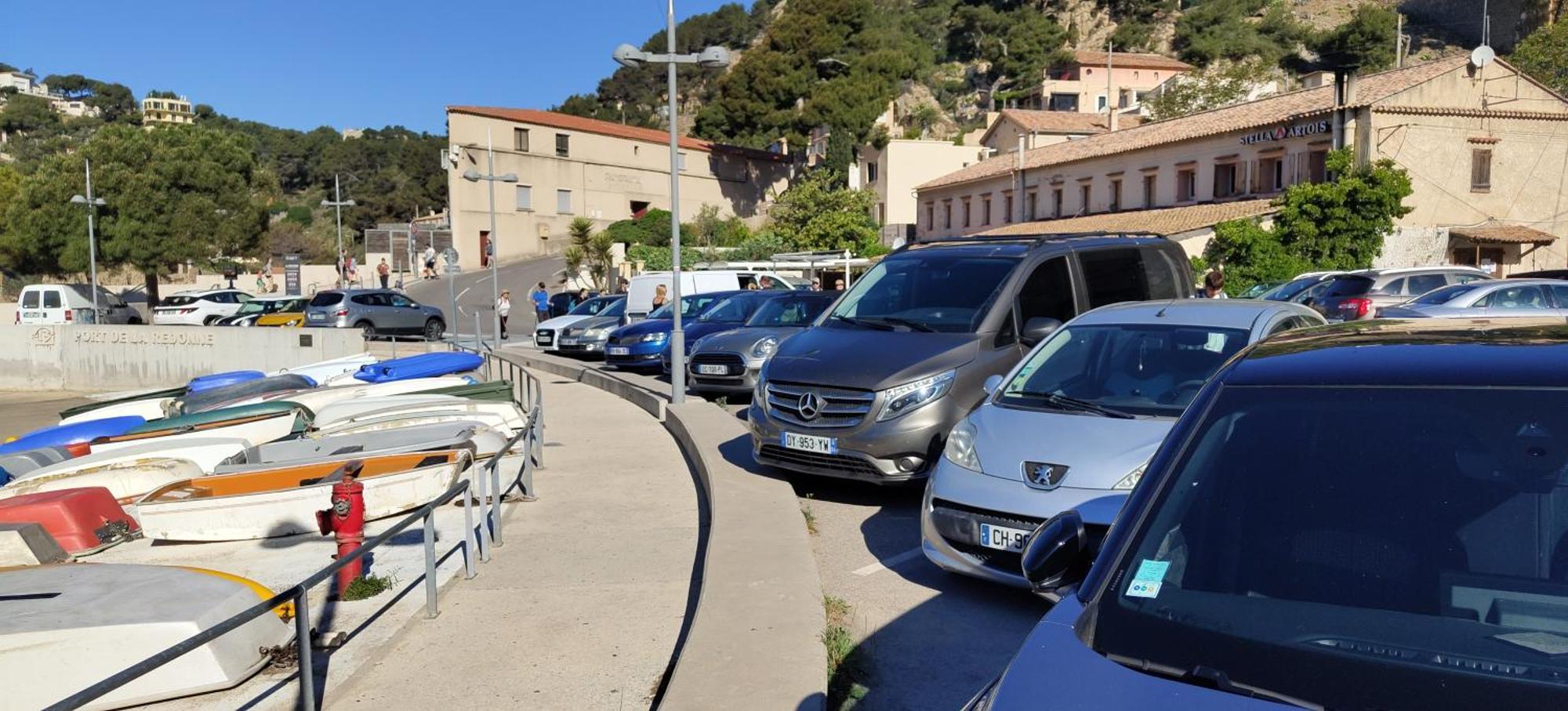Charming Seaside Ensues-la-Redonne